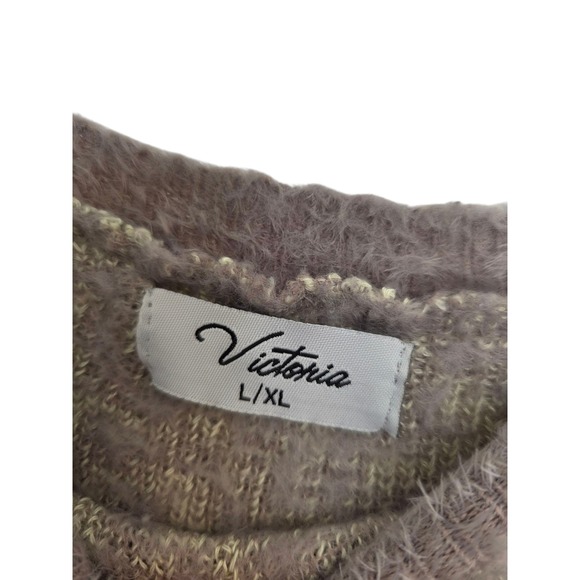 Victoria Women's Leopard Print Fuzzy Knit Sweater L XL - Picture 3 of 11